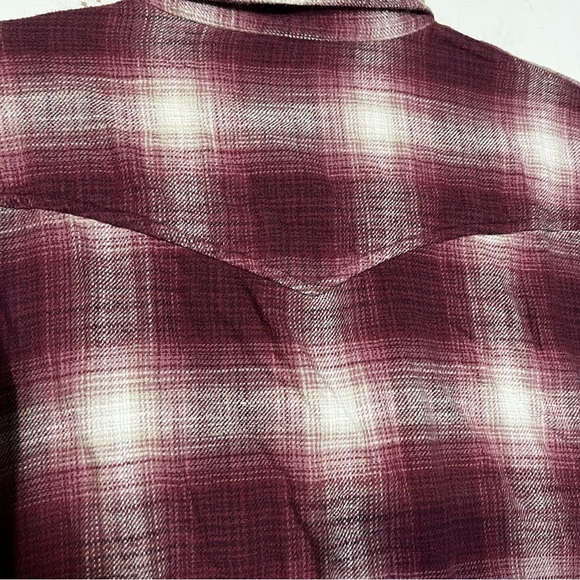 American Eagle AHH-MAZINGLY SOFT Flannel Oversized Red and White Size Large - Picture 7 of 7